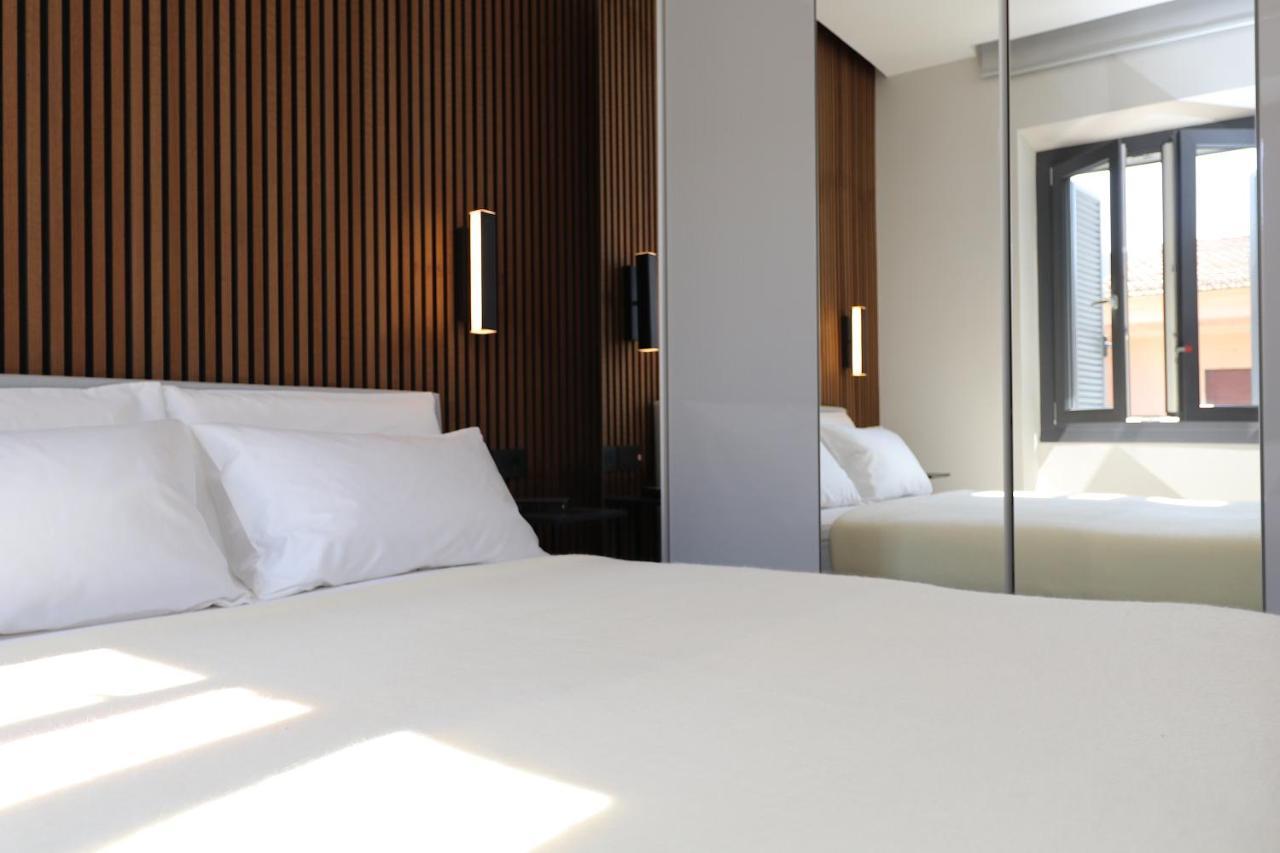Renovated & Fully Equipped-Luxurious-2Room Fontana Suite, It Just Doesn'T Get Any Better! Olbia Luaran gambar