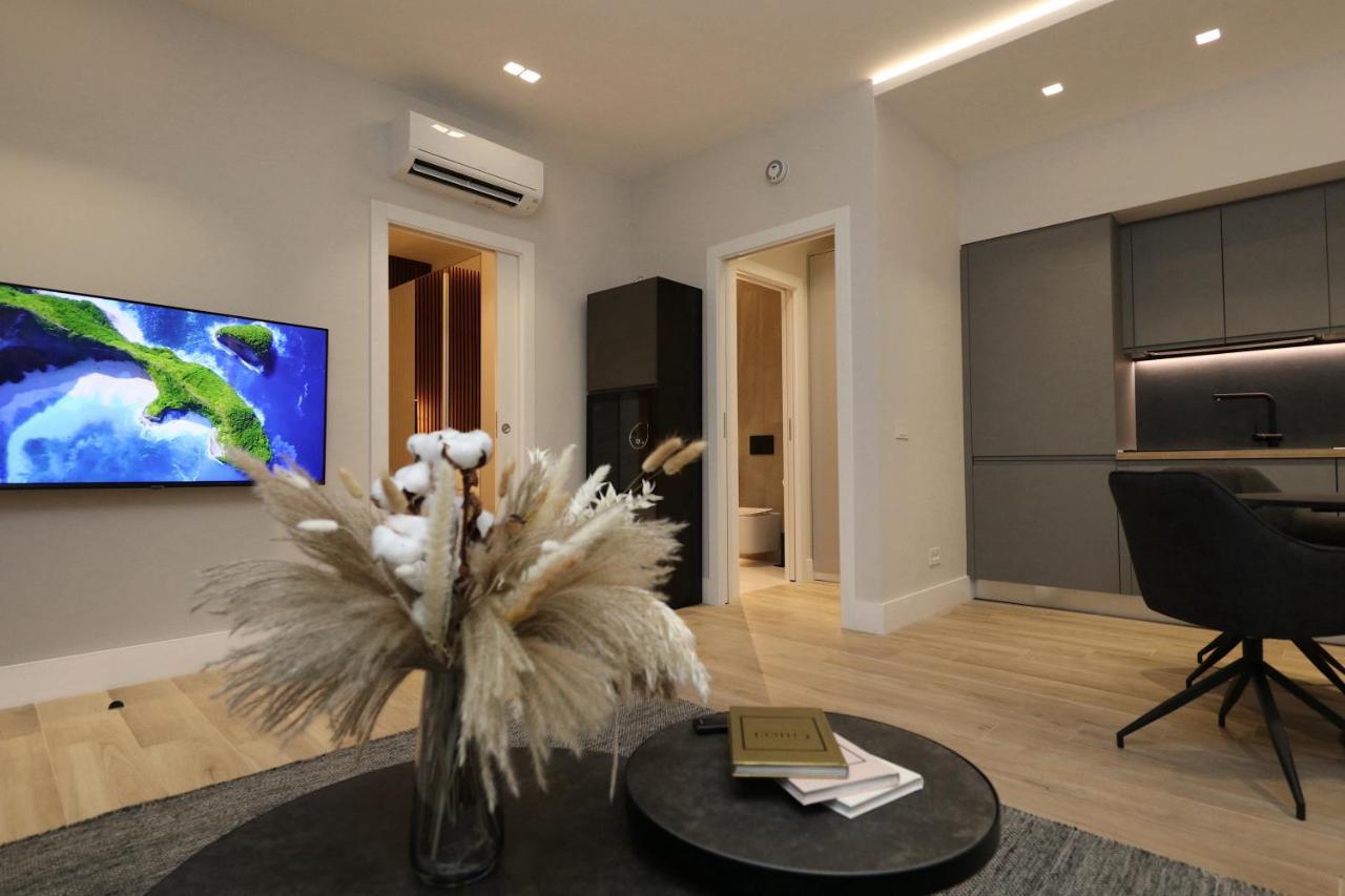 Renovated & Fully Equipped-Luxurious-2Room Fontana Suite, It Just Doesn'T Get Any Better! Olbia Luaran gambar