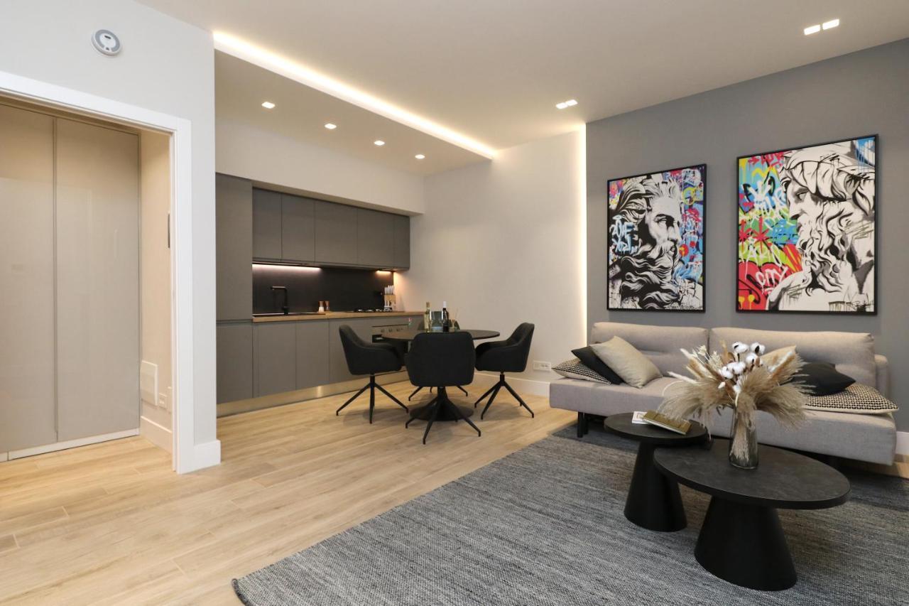 Renovated & Fully Equipped-Luxurious-2Room Fontana Suite, It Just Doesn'T Get Any Better! Olbia Luaran gambar
