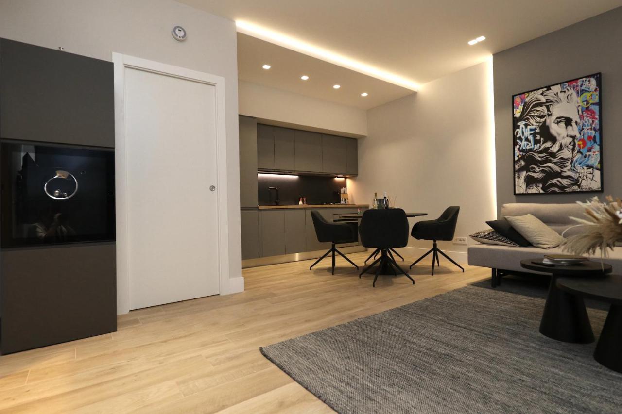 Renovated & Fully Equipped-Luxurious-2Room Fontana Suite, It Just Doesn'T Get Any Better! Olbia Luaran gambar