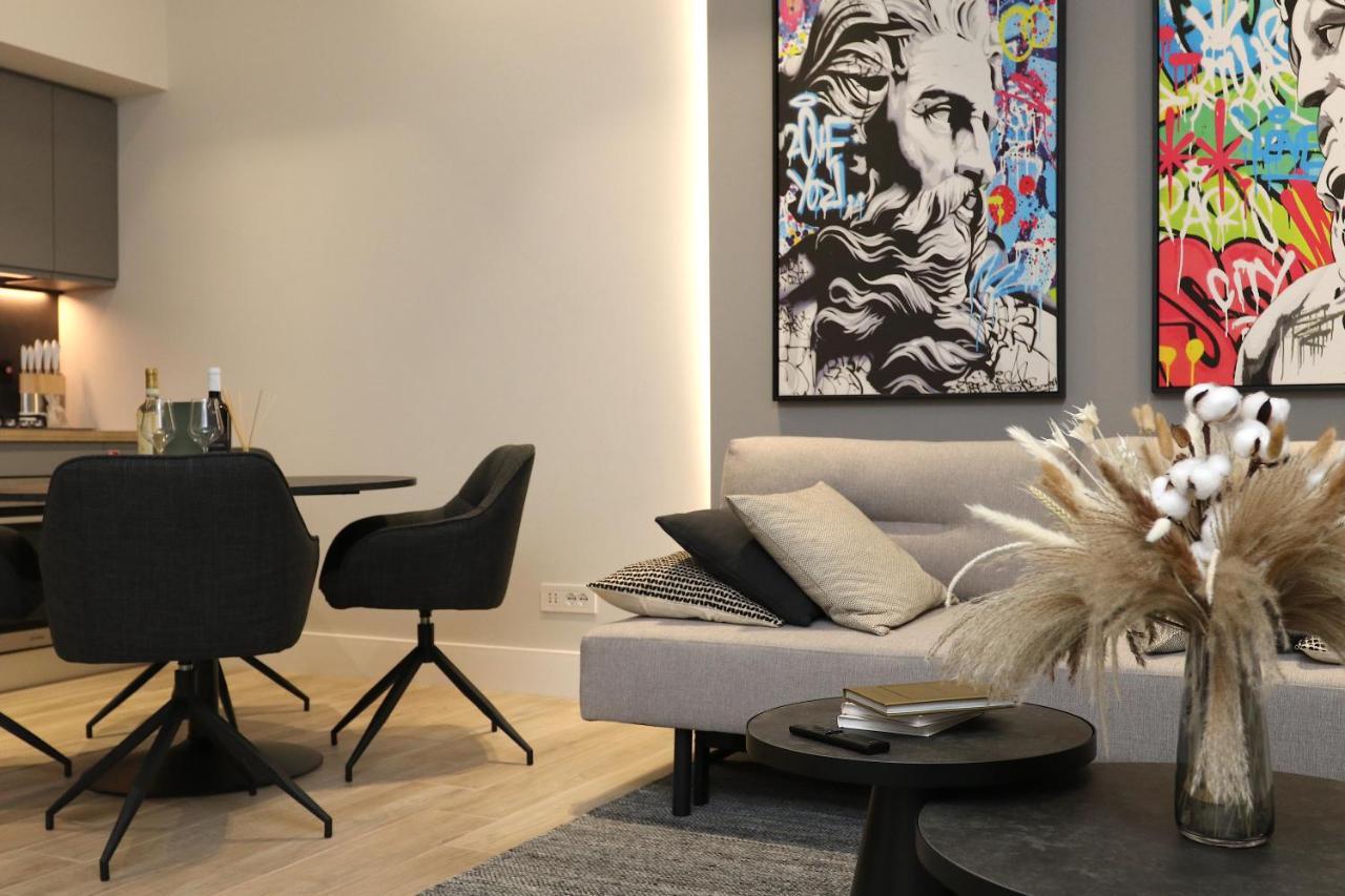 Renovated & Fully Equipped-Luxurious-2Room Fontana Suite, It Just Doesn'T Get Any Better! Olbia Luaran gambar